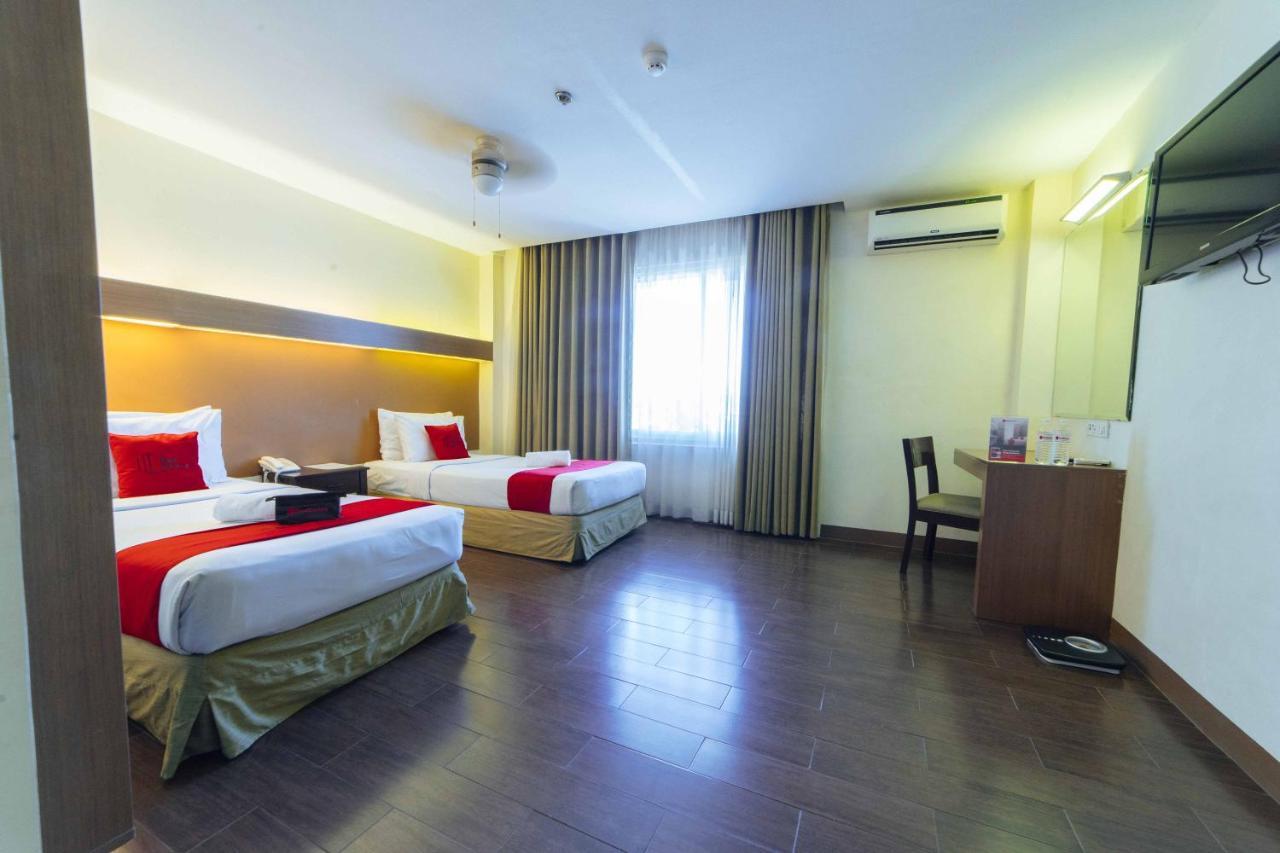 Hotel Reddoorz Premium @ The Ritz Garden Oases Davao Exterior foto